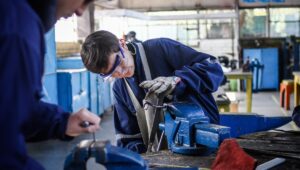 Estudiantes técnicos profesionales y educación superior: cifras de una compleja realidad