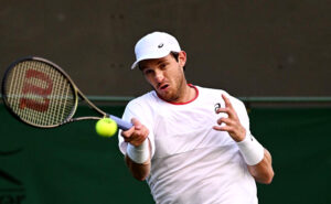 Nicolás Jarry se despidió de Wimbledon dejando una grata sensación ante Carlos Alcaraz
