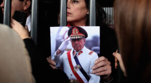 Se aprobó resolución que elimina a Augusto Pinochet del catálogo de presidentes de Chile