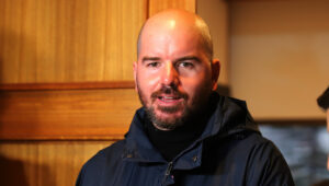 PDG denuncia a fundación ligada a hermana de Jackson de adjudicarse convenio con Gobernación Metropolitana