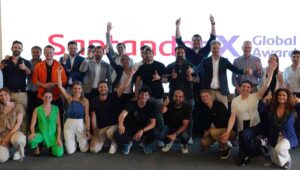 Santander X Award Chile 2023 abre convocatoria para emprendimientos con premios de financiamiento y visibilidad