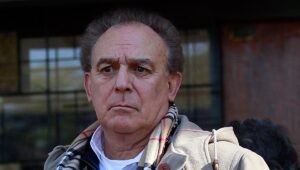 César Antonio Santis es dado de alta tras dos meses internado de gravedad