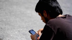 Vishing: qué es y cómo protegerte frente a esta estafa telefónica