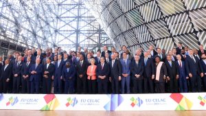Cumbre CELAC-UE: ni mucho, ni poco