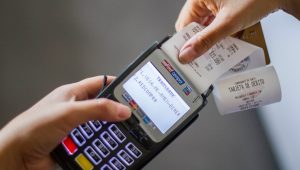 Usuarios reportan caída nacional de sistema Transbank