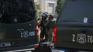 Funcionario municipal de La Florida fue detenido tras dejar artefacto explosivo en la vía pública