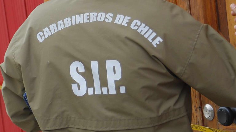 Hombre apuñaló a su amigo por no invitarlo a un carrete en San Antonio