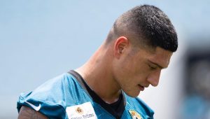 Sammis Reyes se retira de la NFL tras conmoción cerebral: 