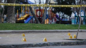 Dejó un muerto y dos heridos: qué se sabe de la balacera ocurrida en plaza de Santiago