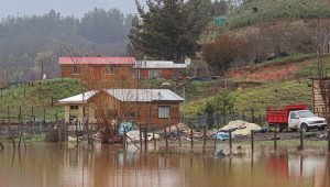 Sistema frontal: se declara Alerta Roja para la comuna de Linares por desborde de río Achibueno