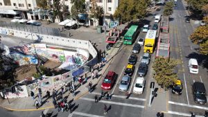 Restricción vehicular del martes 22 de agosto: los autos y motos que no pueden circular