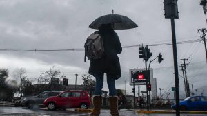 Precipitaciones en Santiago: ¿A qué hora y cuánto lloverá?