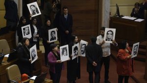 VIDEO - Qué dice la declaración contra Allende que desató el caos en la Cámara