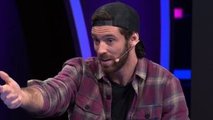 Fran García-Huidobro apunta al público por entrevista con 