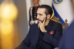 El Salvador: Bukele libera a siete mil inocentes encarcelados durante régimen de excepción