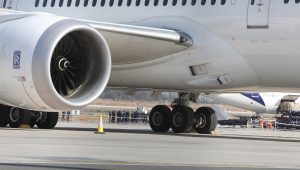 DGAC desarrolla procedimiento en aeropuerto de Santiago por aviso de bomba en avión