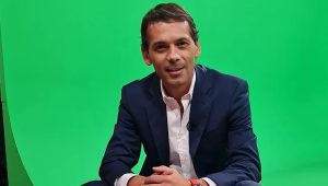 Duro golpe a TVN: Mega confirma el fichaje de Gustavo Huerta