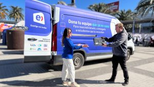 “Tour Entel Reutiliza por Chile” vuelve a la Región Metropolitana para recolectar aparatos electrónicos en desuso