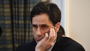 Subir la edad para ser presidente de 35 a 40 años: Luis Silva descarta que busque afectar una candidatura de Camila Vallejo
