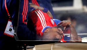 ¿Cuándo volverá a jugar? Arturo Vidal fue operado tras la visita de Eduardo Berizzo