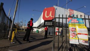 Guardia fue atropellado al tratar de frustrar robo en supermercado en La Florida