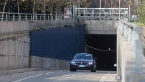 Cierran tramo de Autopista Vespucio Oriente tras filtraciones: advierten posible socavón