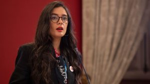 Cambio de auto: ministra Vallejo explica las razones para renovar su flota con presupuesto 2024