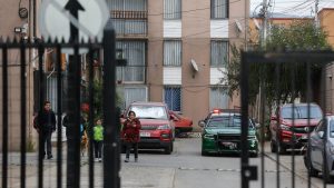 Se lanzó de un segundo piso: mujer denunció haber sido víctima de secuestro en Cerro Navia
