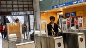 Cuáles son las medidas que tomó Metro de Santiago por partido Chile-Perú