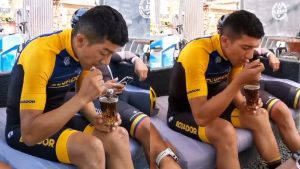 Santiago 2023: campeón olímpico se rinde ante el mote con huesillo y su reacción es viral