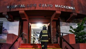 Incendio en Hospital Calvo Mackenna: médicos concretaron cirugías en medio de la emergencia