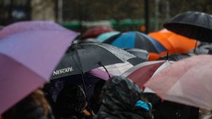 Cuándo y cuánta lluvia caerá esta semana en Santiago