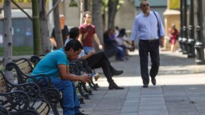 Tasa de desempleo en Chile vuelve a subir y alcanza un 8,9% a nivel nacional