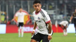 Colo Colo separó a Jordhy Thompson del primer equipo por el nuevo hecho de violencia contra su polola