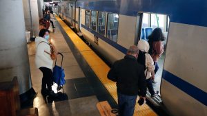 Robo frustrado terminó con hombre apuñalado en Metro de Viña del Mar