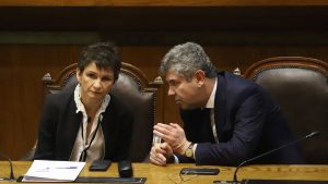 Amarillos oficia a La Moneda sobre traslados nocturnos de Boric 
