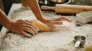 Consejos gastronómicos: ¿cómo hacer, consumir y conservar el pan?
