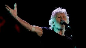 Comunidad Judía busca evitar que Roger Waters haga referencia a Israel en sus shows en Chile