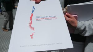 Encuesta Black&White: 84% tiene definido su voto para el Plebiscito de Salida 2023