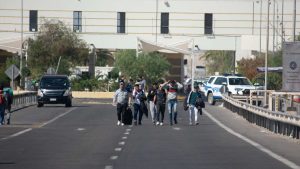 La Moneda reprograma vuelo con extranjeros expulsados y anuncia nuevos viajes de deportación a Venezuela