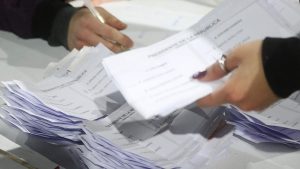 Esta es la lista definitiva de vocales de mesa para el plebiscito de salida del 17 de diciembre