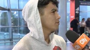 Chileno abandonado en aeropuerto de Colombia fue detenido por agredir a su ex pareja en Concepción