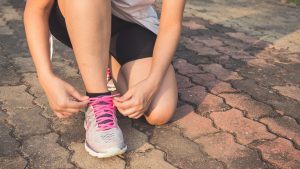 Ejercitarse antes de trabajar: expertos analizan los pro y contras de esta decisión deportiva