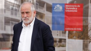 Comisión revisora aprueba acusación constitucional contra ministro Carlos Montes