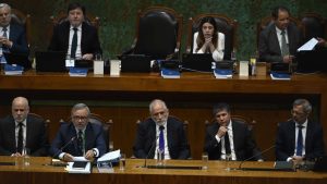 Qué decidió la Cámara sobre la acusación constitucional contra el ministro Carlos Montes
