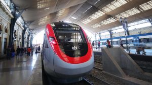 Tren Santiago-Curicó, el más rápido de Sudamérica, inicia venta de pasajes: sepa cómo comprar