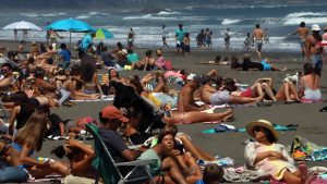 Consejos para comprar protector solar y cómo protegerse de los rayos UV