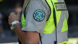 General Ricardo Yáñez dispone que carabineros de franco porten arma institucional a toda hora