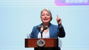 Ministra del Trabajo acoge propuesta de 3+3 para destrabar reforma de pensiones: 