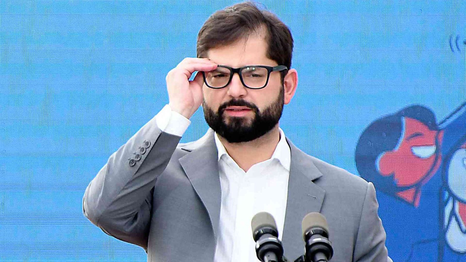 Gabriel Boric pensiones de gracia